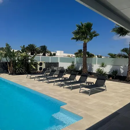 וילה Ashdene - Luxury Modern With Large Heated Pool Wifi Uk Tv Bar & Bbq *