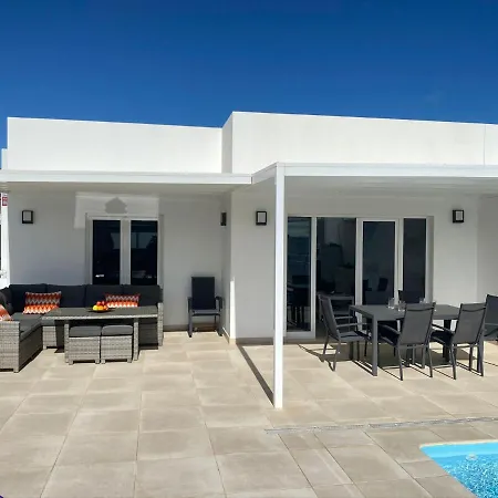 Ashdene - Luxury Modern With Large Heated Pool Wifi Uk Tv Bar & Bbq فيلة بلايا بلانكا