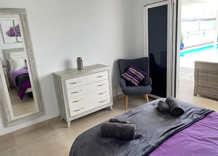 Ashdene - Luxury Modern With Large Heated Pool Wifi Uk Tv Bar & Bbq 普拉亚布兰卡