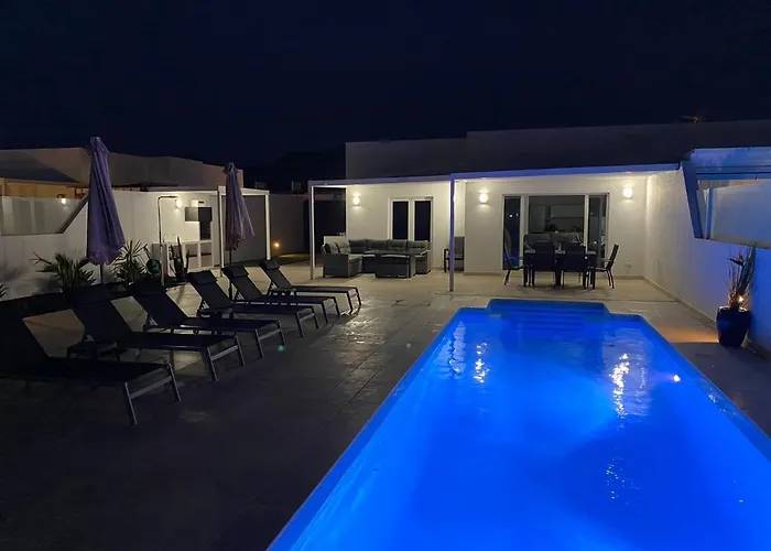 Ashdene - Luxury Modern With Large Heated Pool Wifi Uk Tv Bar & Bbq Βίλα Πλάγια Μπλάνκα