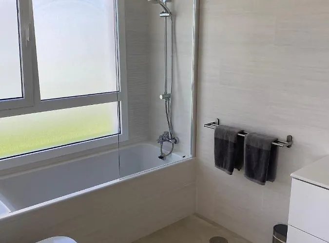 Βίλα Ashdene - Luxury Modern With Large Heated Pool Wifi Uk Tv Bar & Bbq *